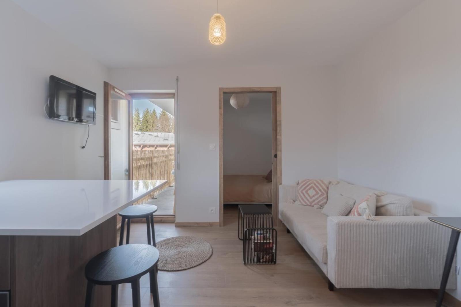 Appartement La Biche Комблу Экстерьер фото